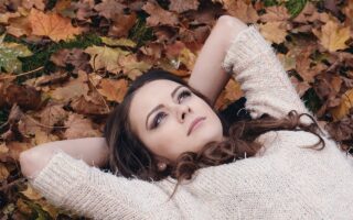 5 Comforting Scriptures to Pray in Difficult Times